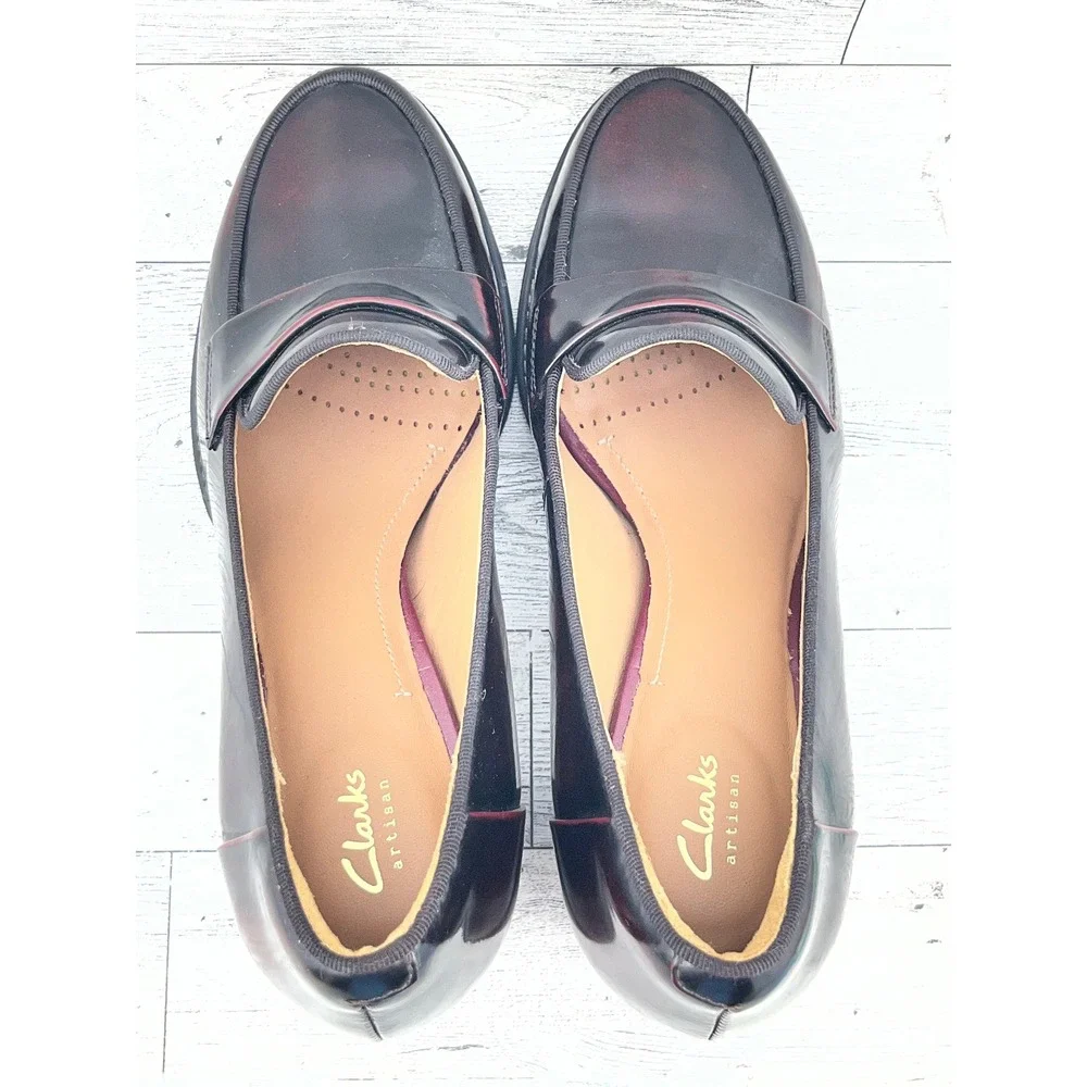 Clarks Artisan Women Burgundy Leather Block Heel‎ Penny Loafers Size 6M